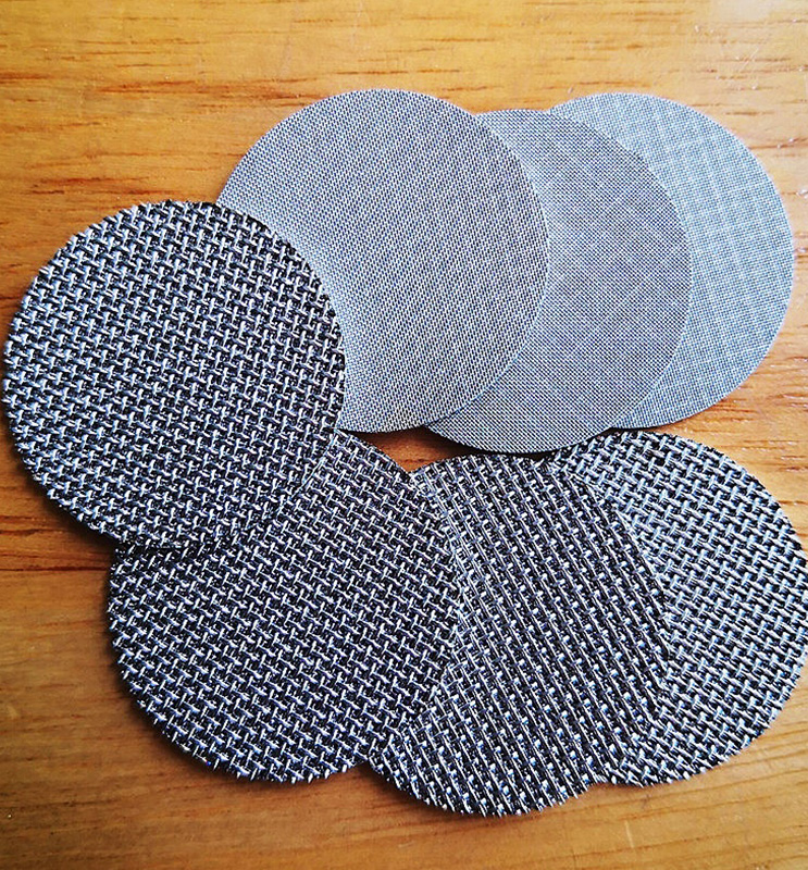 Sintered filter disc
